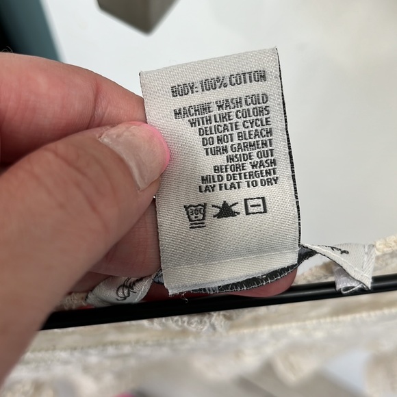 American Rag Lace Top - Picture 8 of 9